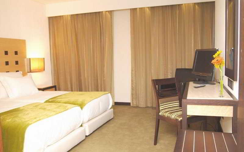 Lux Fatima Park - Hotel, Suites & Residence Екстериор снимка
