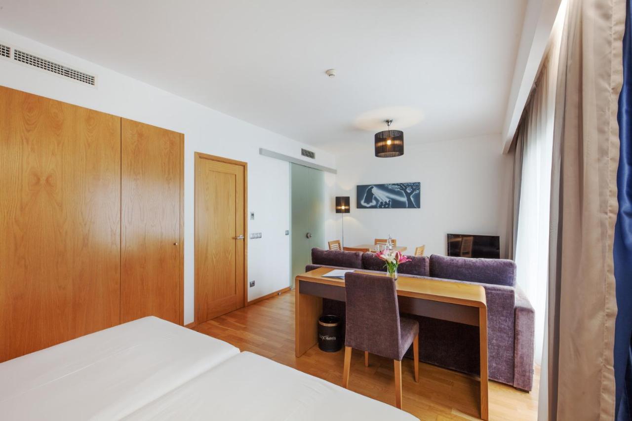 Lux Fatima Park - Hotel, Suites & Residence Екстериор снимка